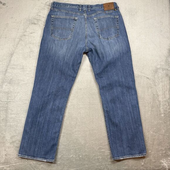 Lucky Brand Jeans Mens 38x30 Blue 181 Relaxed Straight Denim Pants Zip Distress - Picture 2 of 11